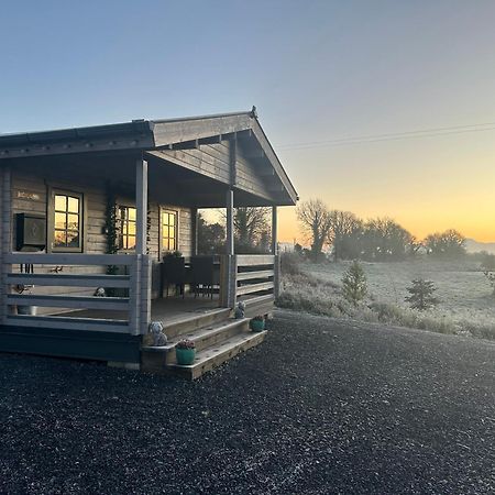 Little Rock Retreat Log Cabin With Hot Tub Castletown Gheoghegan Екстериор снимка