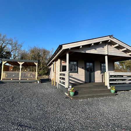 Little Rock Retreat Log Cabin With Hot Tub Castletown Gheoghegan Екстериор снимка