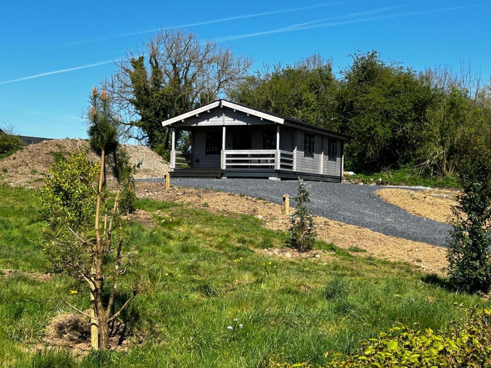Little Rock Retreat Log Cabin With Hot Tub Castletown Gheoghegan Екстериор снимка
